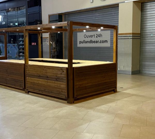 Stand chalet en bois ChaletBRB pour événement commercial